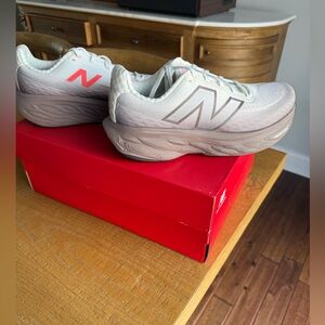 New Balance Fresh Foam X 1080v12 in White and Gray